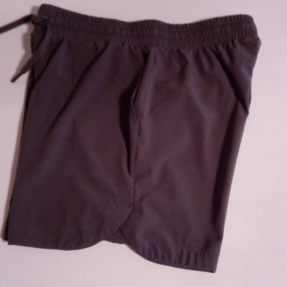Mondetta performance lightweight gray shorts sz S - Picture 3 of 8